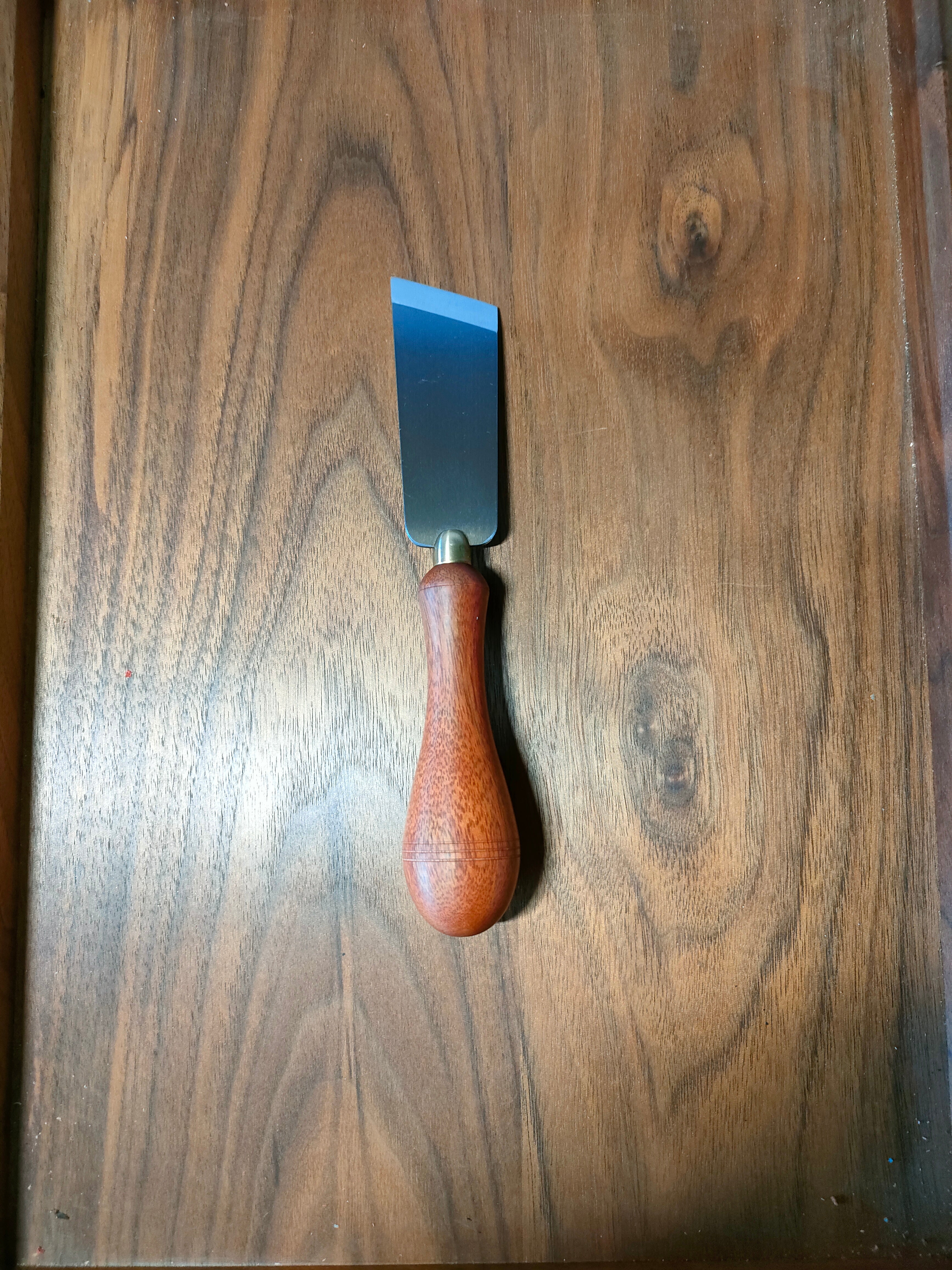 full-tang rosewood skiving knife_pattern skiving knife with rosewood  handle_China Handmade Leather Tools Manufacturer