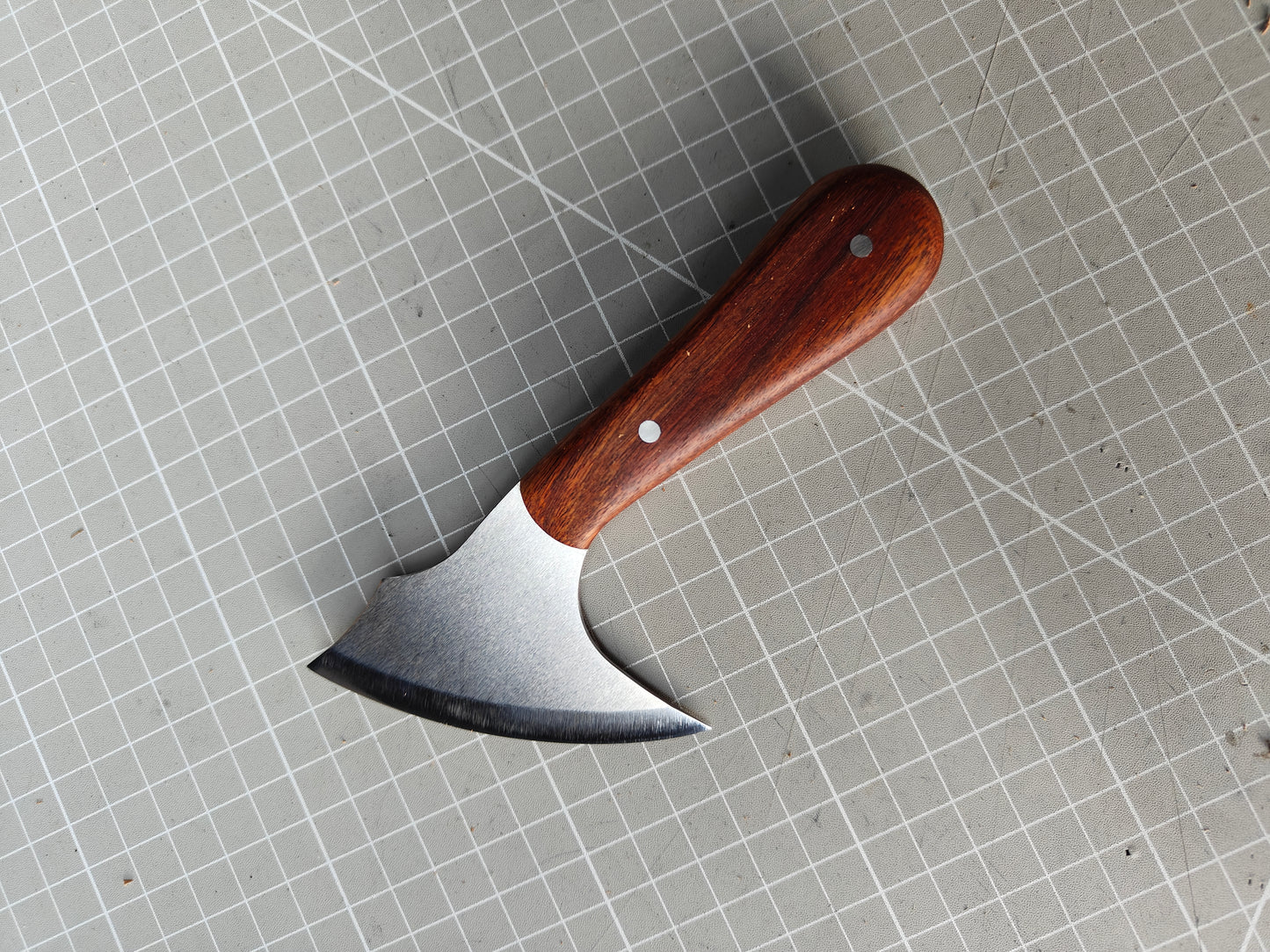 KL Full-tang pattern knife